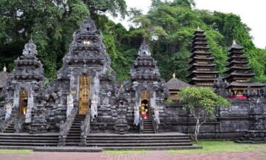 2D1N East Bali Waterfall & Temple Tour